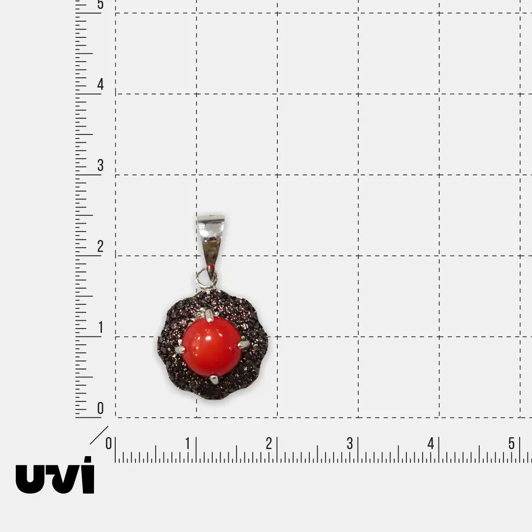 Серебряная подвеска с кораллом